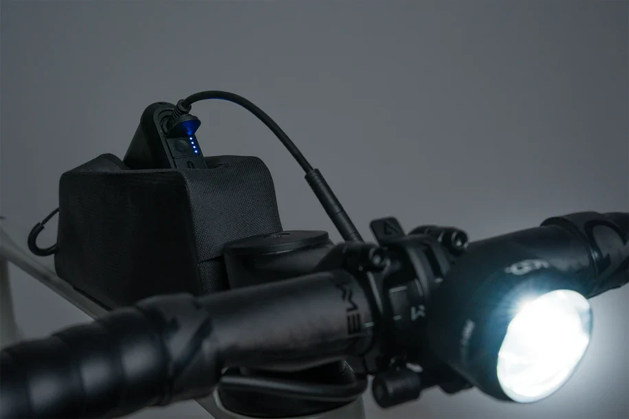 Acid Frontlicht PRO-E 150 PowerBank - Image 4
