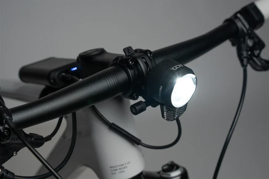 Acid Frontlicht PRO-E 200 HB PowerBank - Image 3