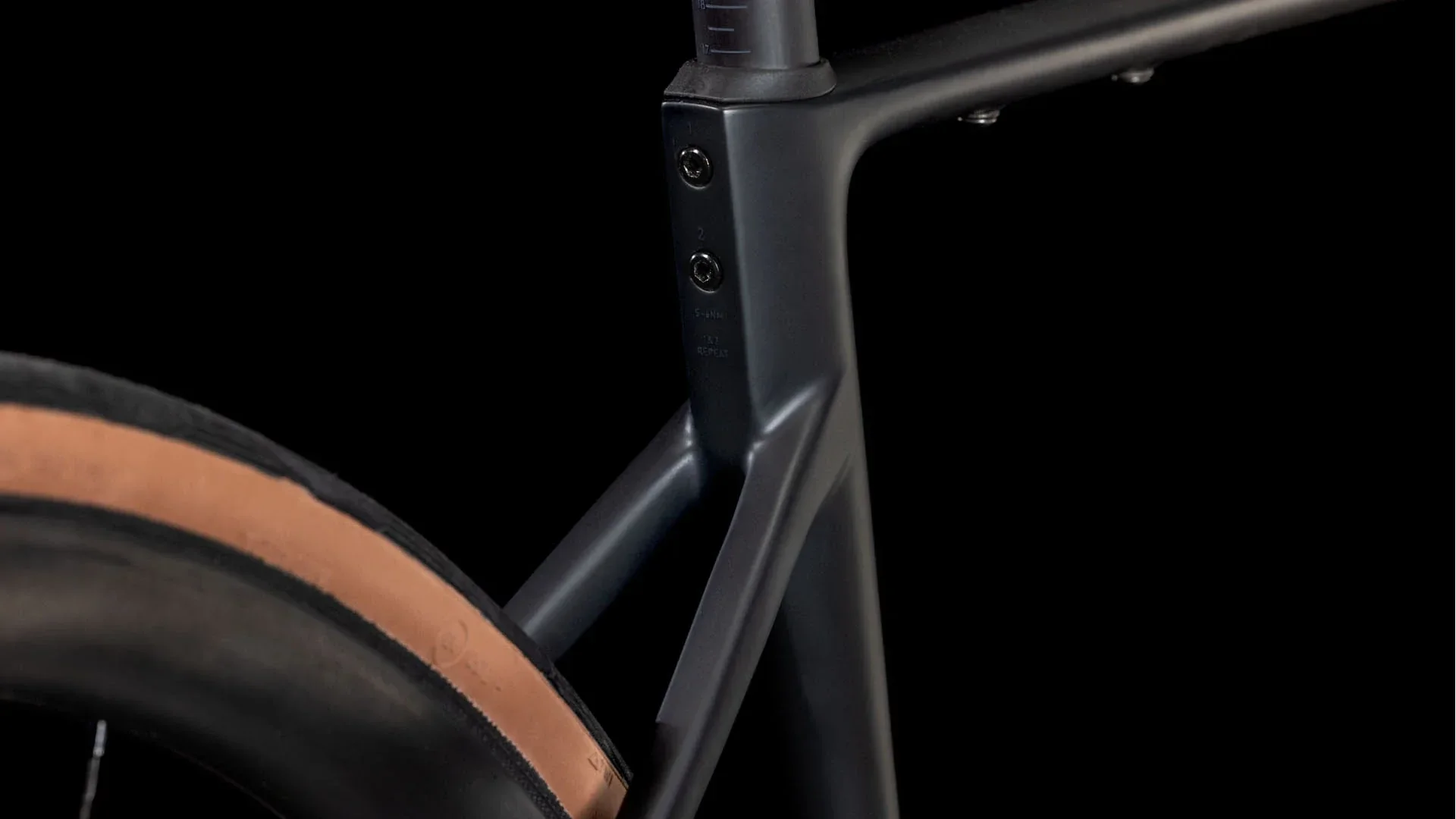 Cube Attain C:62 SLT carbon´n´rainbow - Image 7