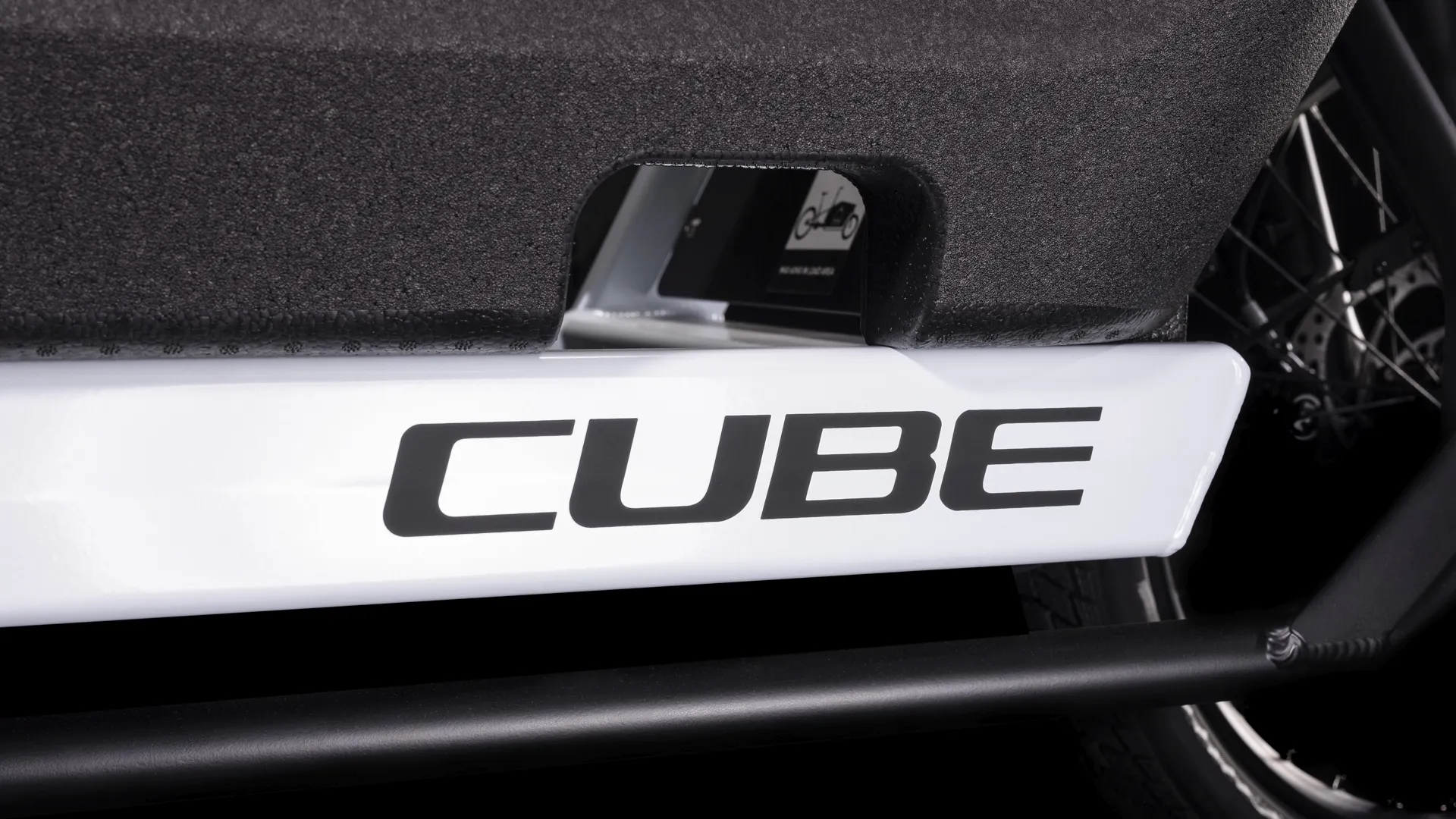 Cube Cargo Dual Hybrid 1000 white black - Image 7