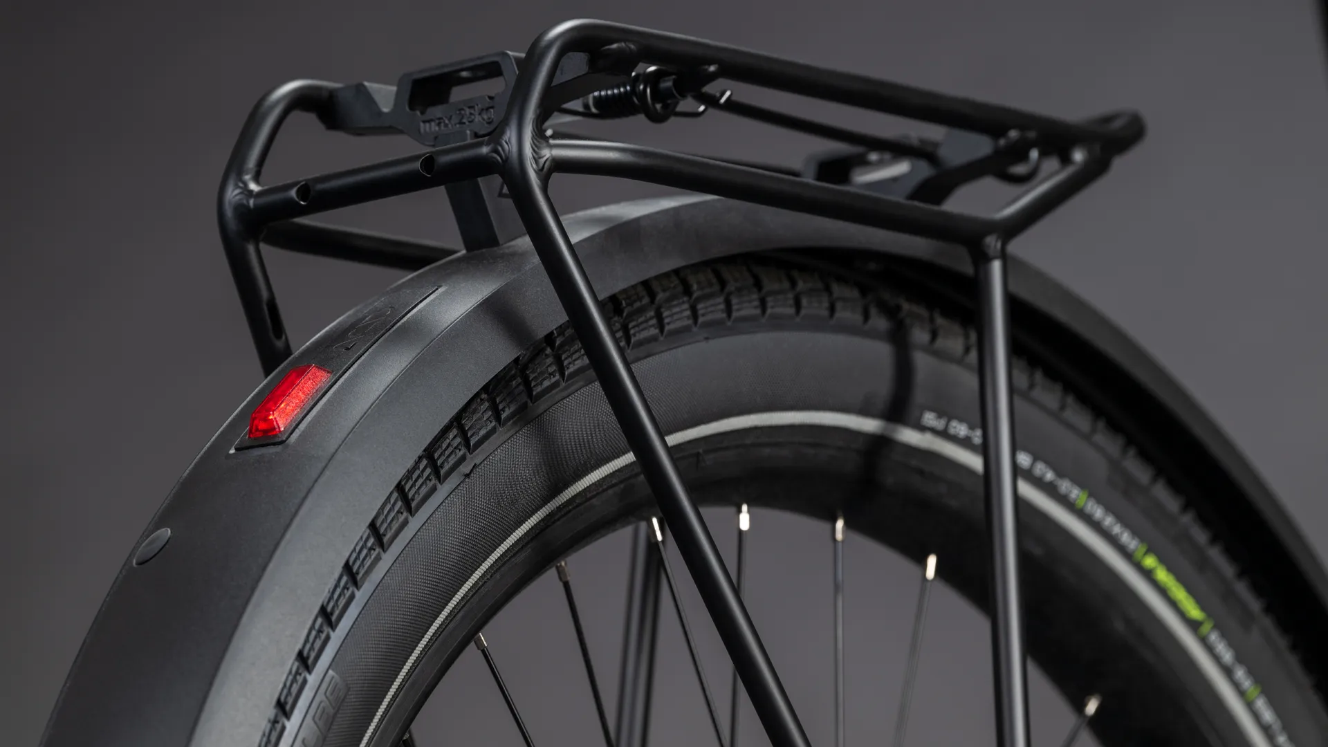 Cube Cargo Hybrid 800 storm´n´reflex 2026 - Image 4