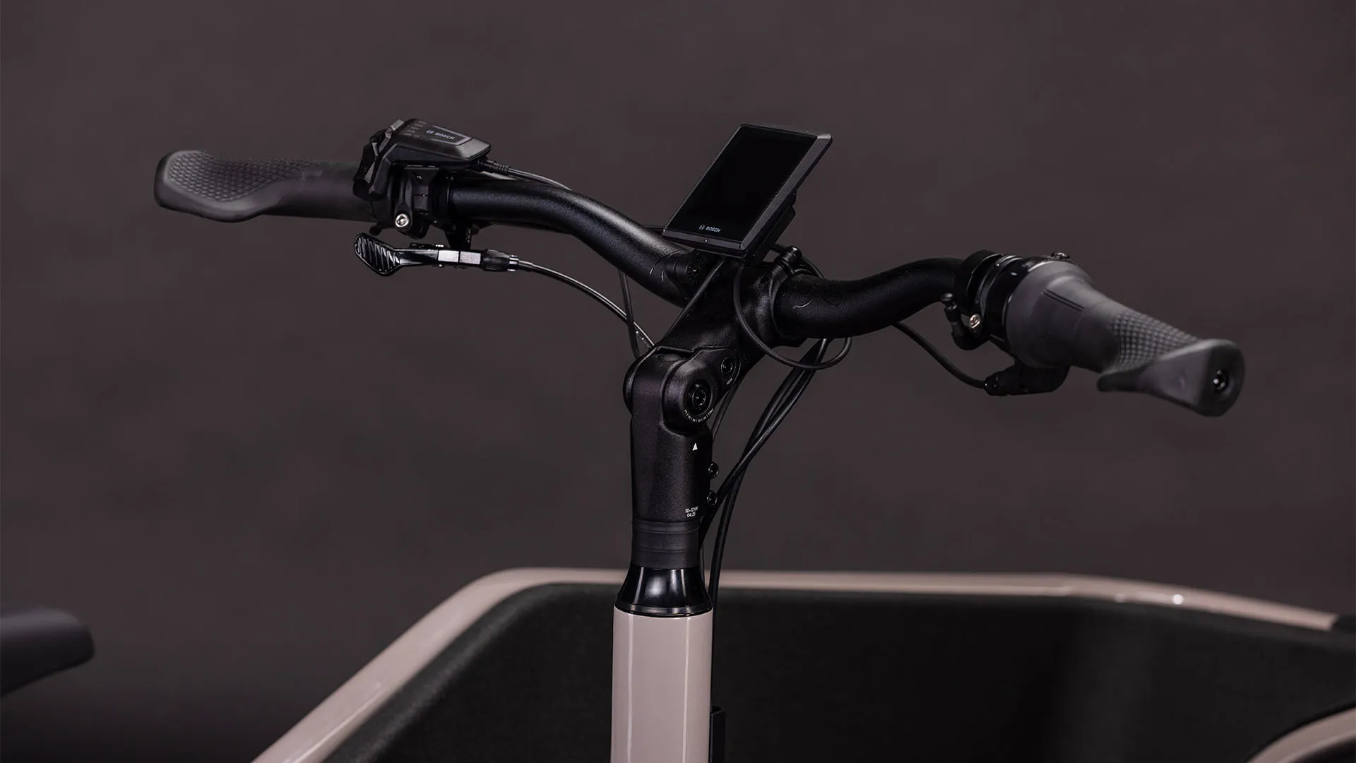 Cube Cargo Hybrid Comfort Pro 800 oatgrey´n´reflex 2026 - Image 3