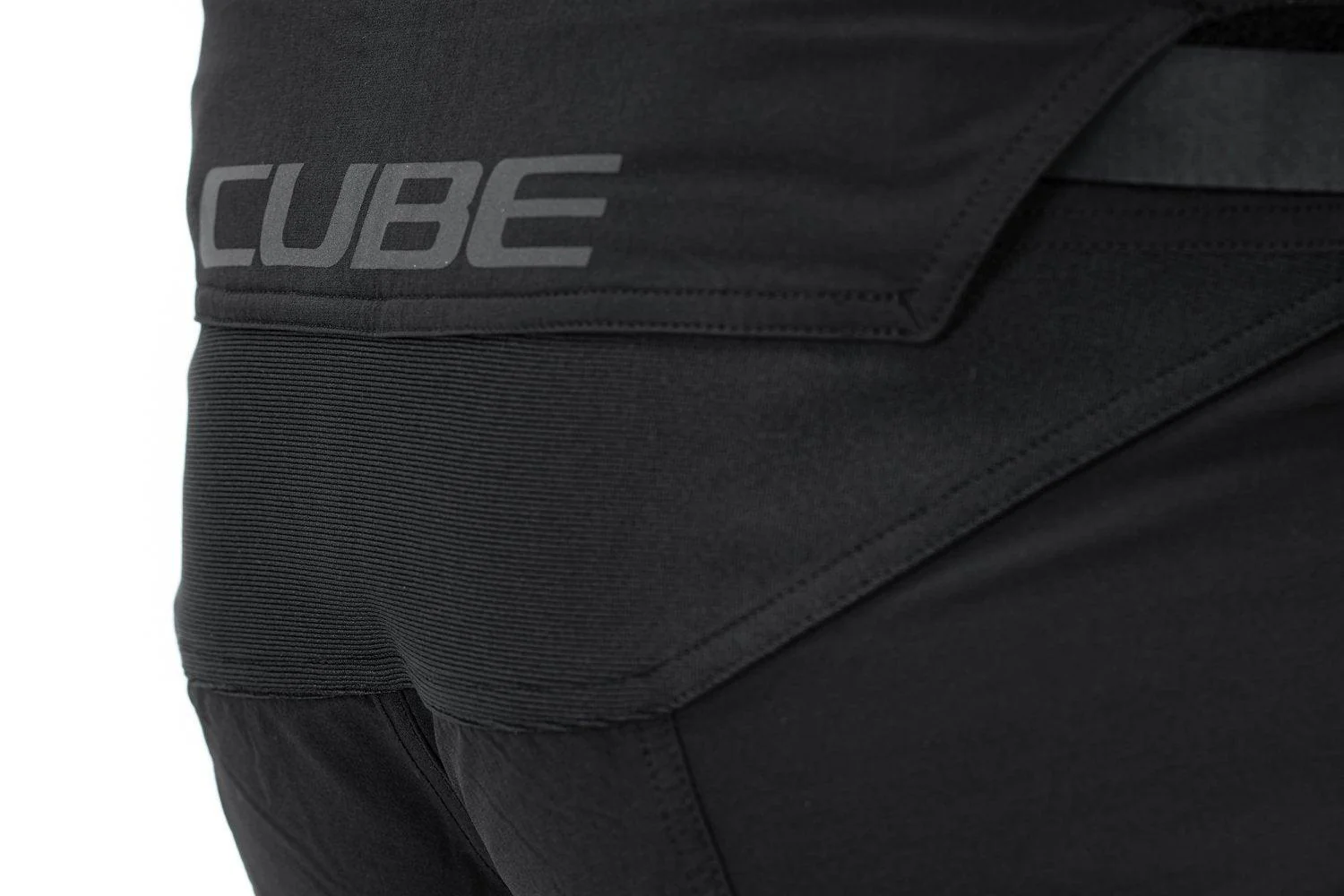 Cube EDGE Baggy Shorts X Actionteam - Image 3