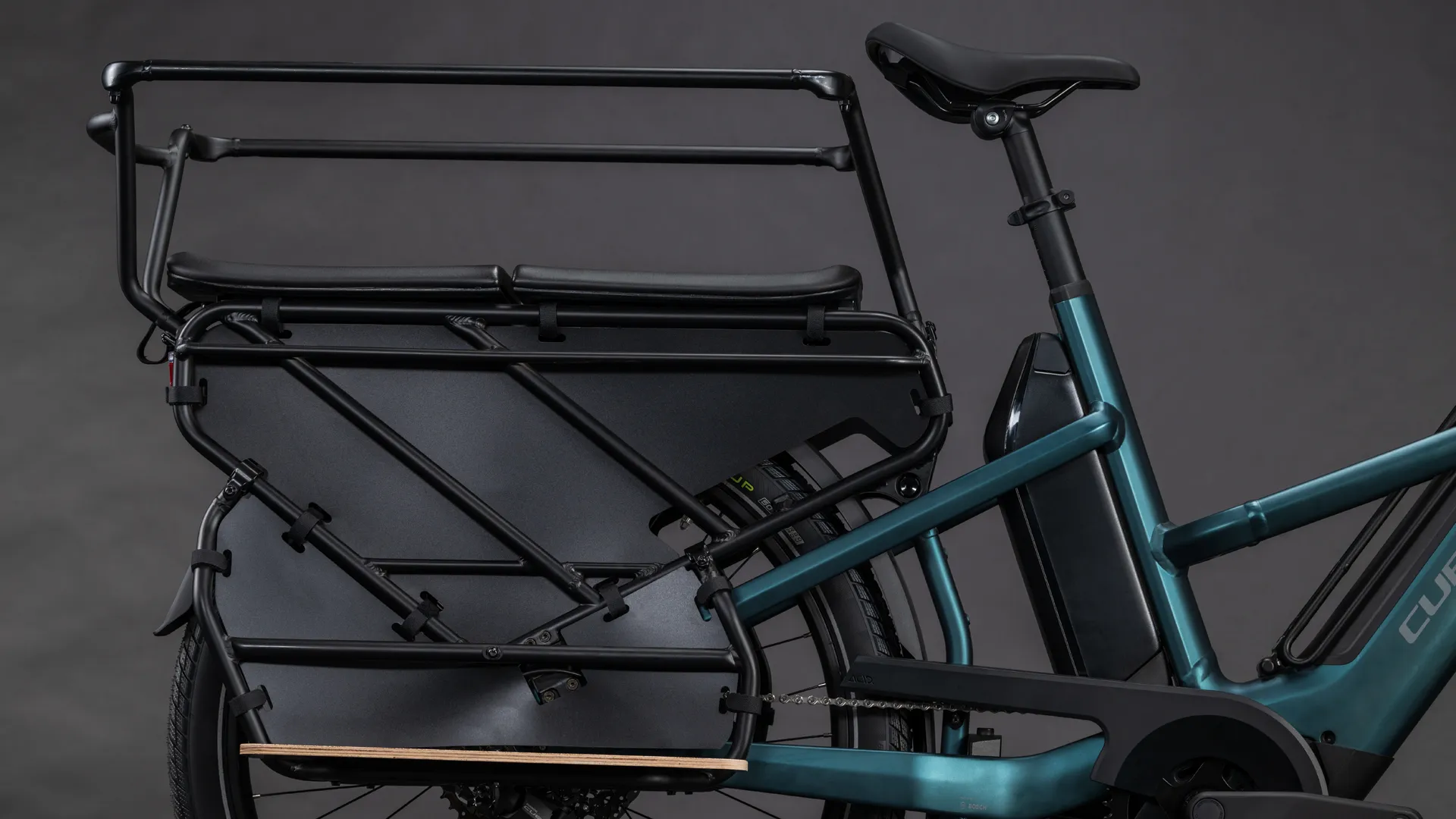 Cube Longtail Hybrid Family 800 royalgreen´n´black 2026 - Image 5