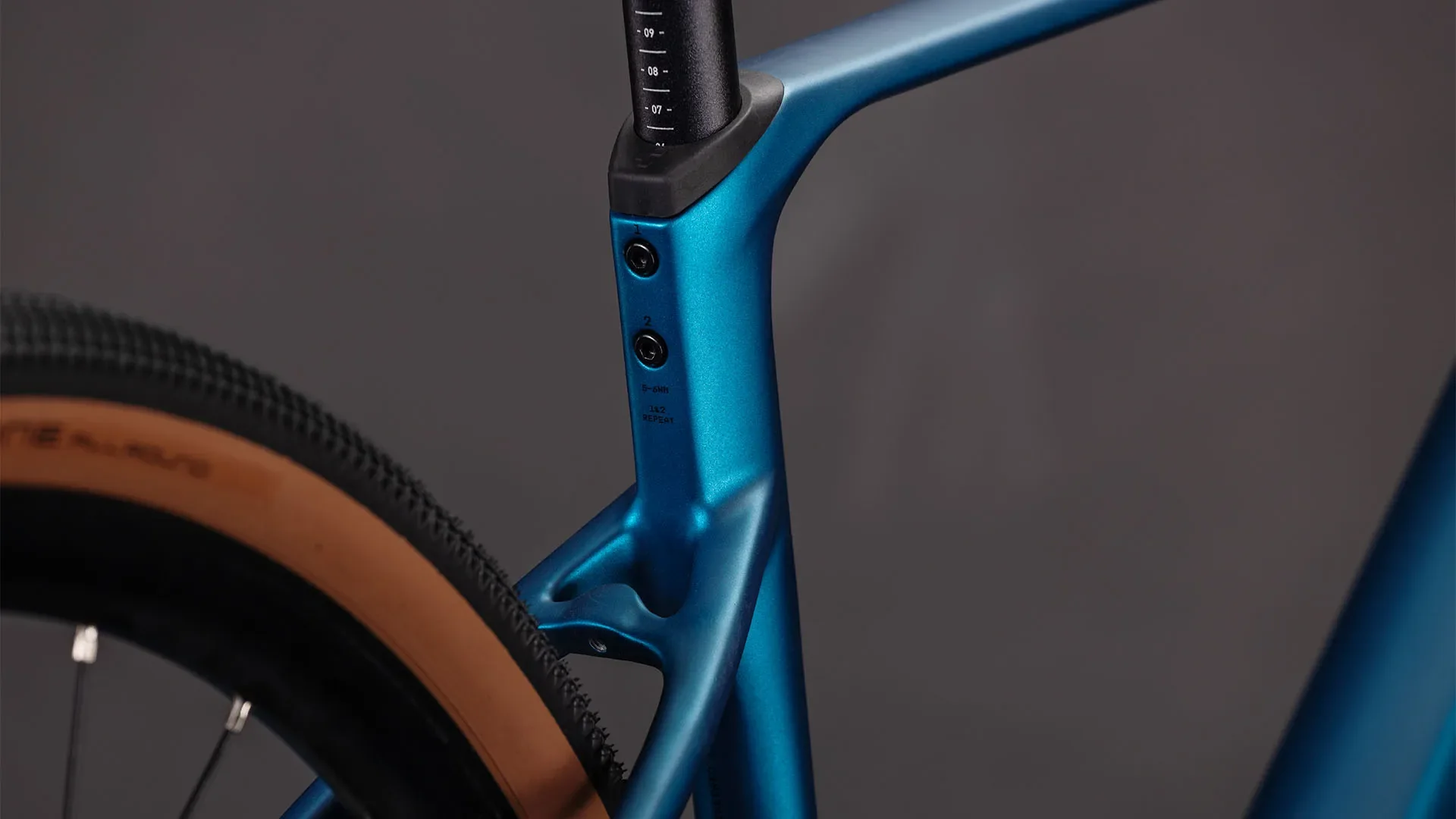 Cube Nulane C:62 SLX electric´n´blue 2026 - Image 3