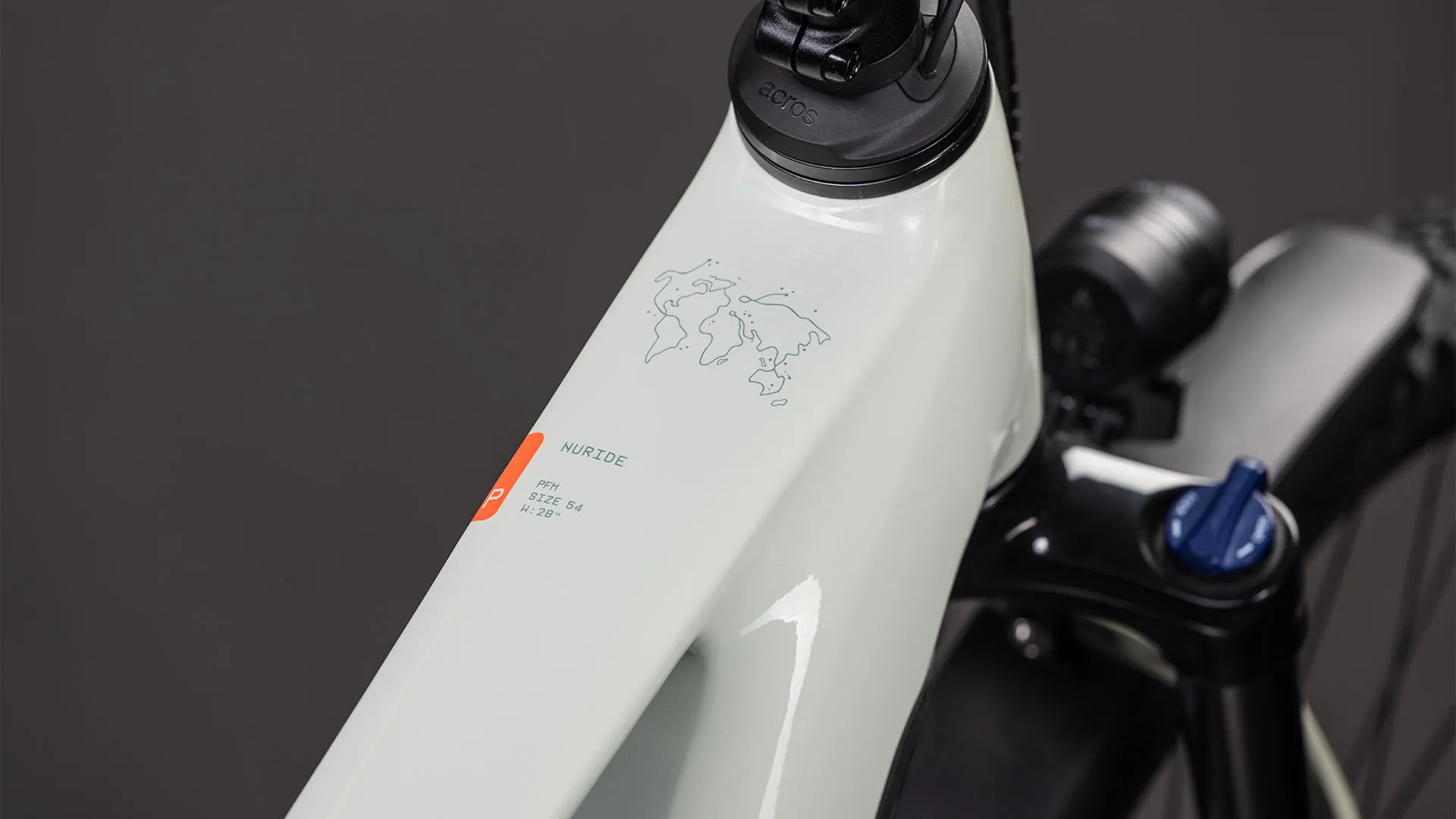 Cube Nuride Hybrid Performance 600 desertstone´n´grey 2026 - Image 2