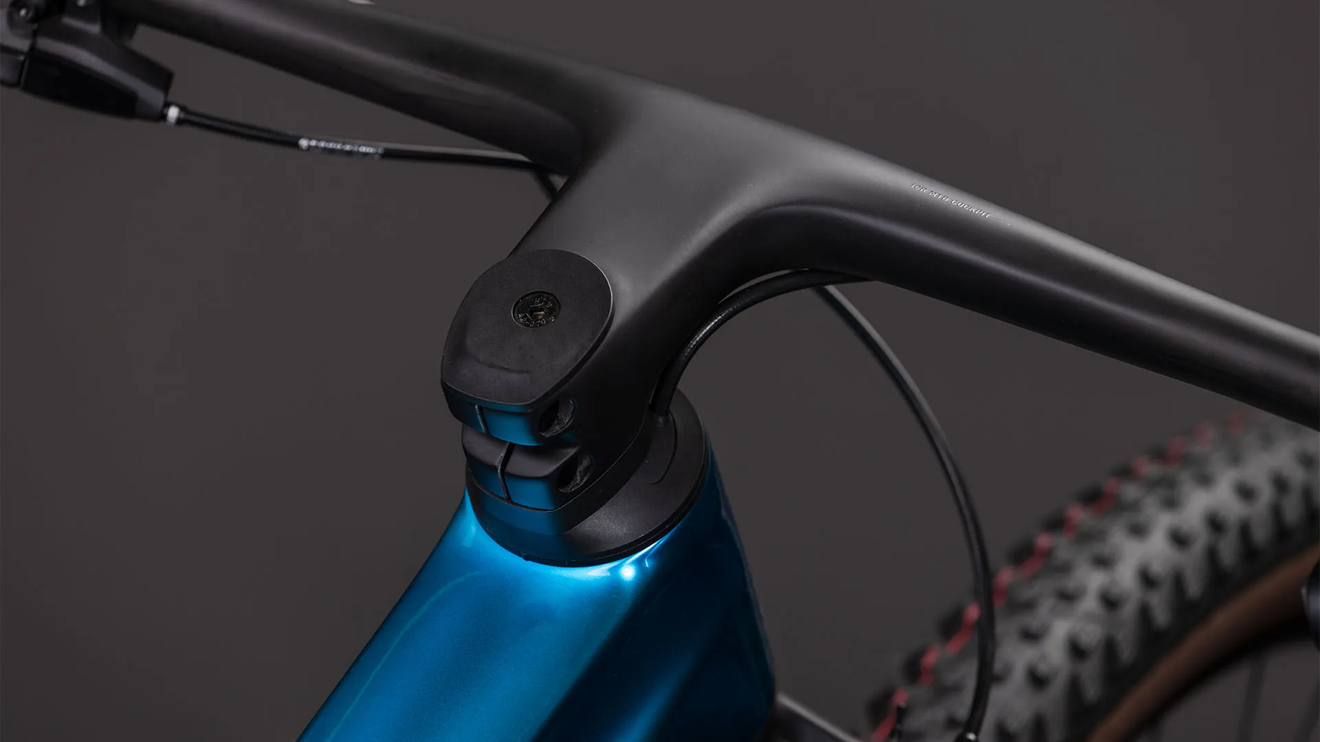Cube Phenix C:68X Race chromeblue´n´liquidblue 2026 - Image 3