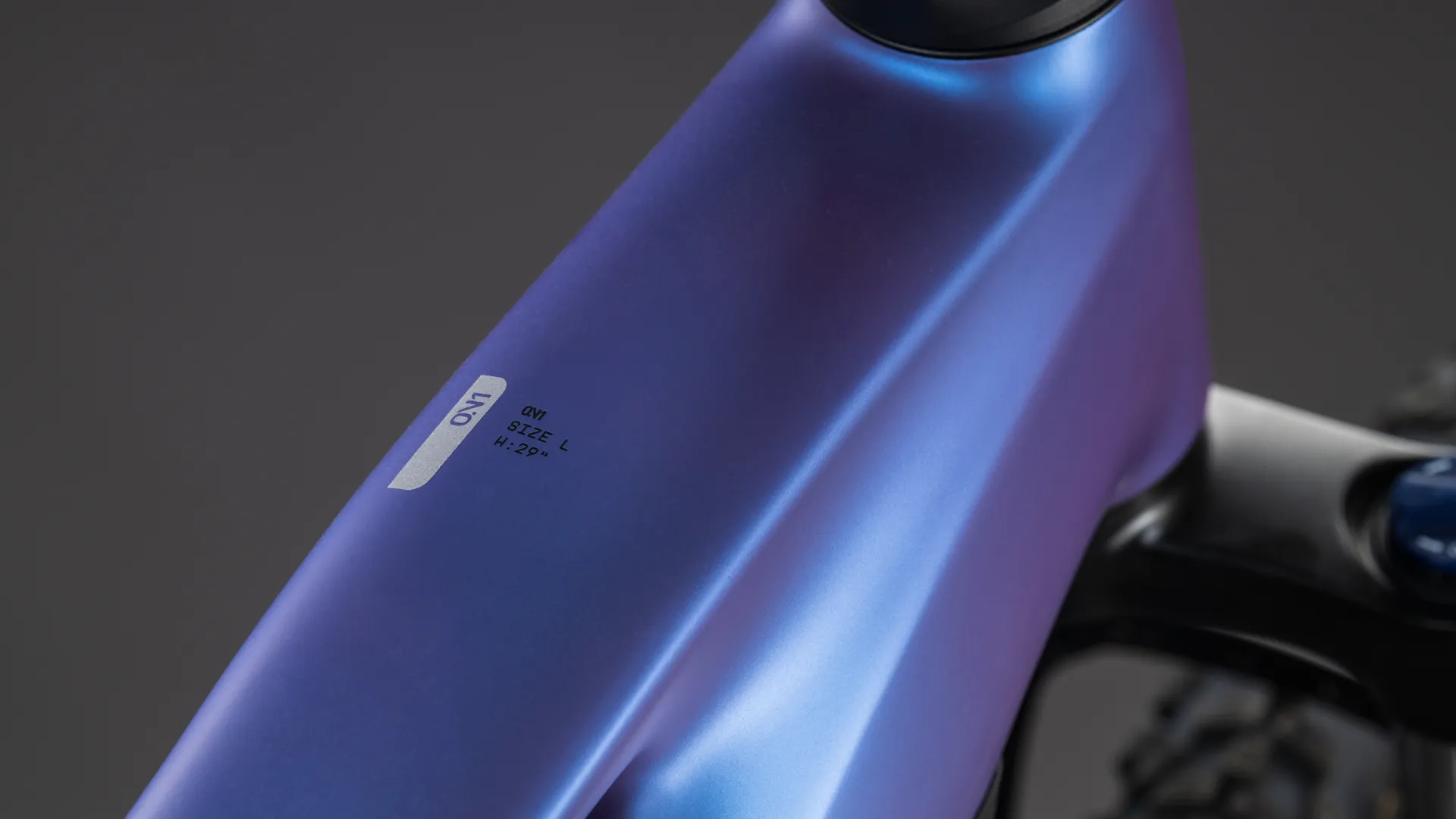 Cube Reaction Hybrid ONE 600 blueiris´n´reflect 2026 - Image 2