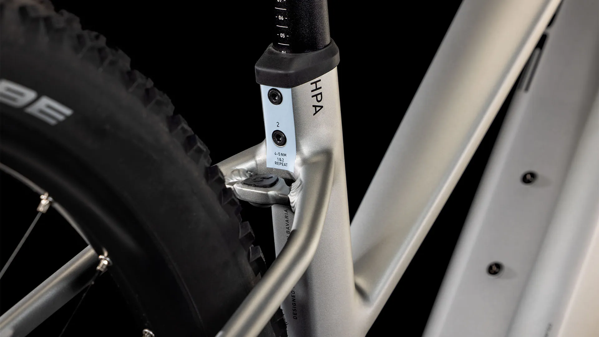Cube Reaction Hybrid ONE 600 silver´n´black Trapeze - Image 4