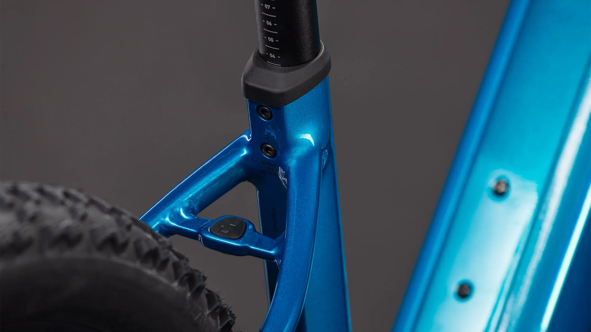 Cube Reaction Hybrid Performance 600 electricblue´n´dazzle Tiefeinsteiger 2026 - Image 4
