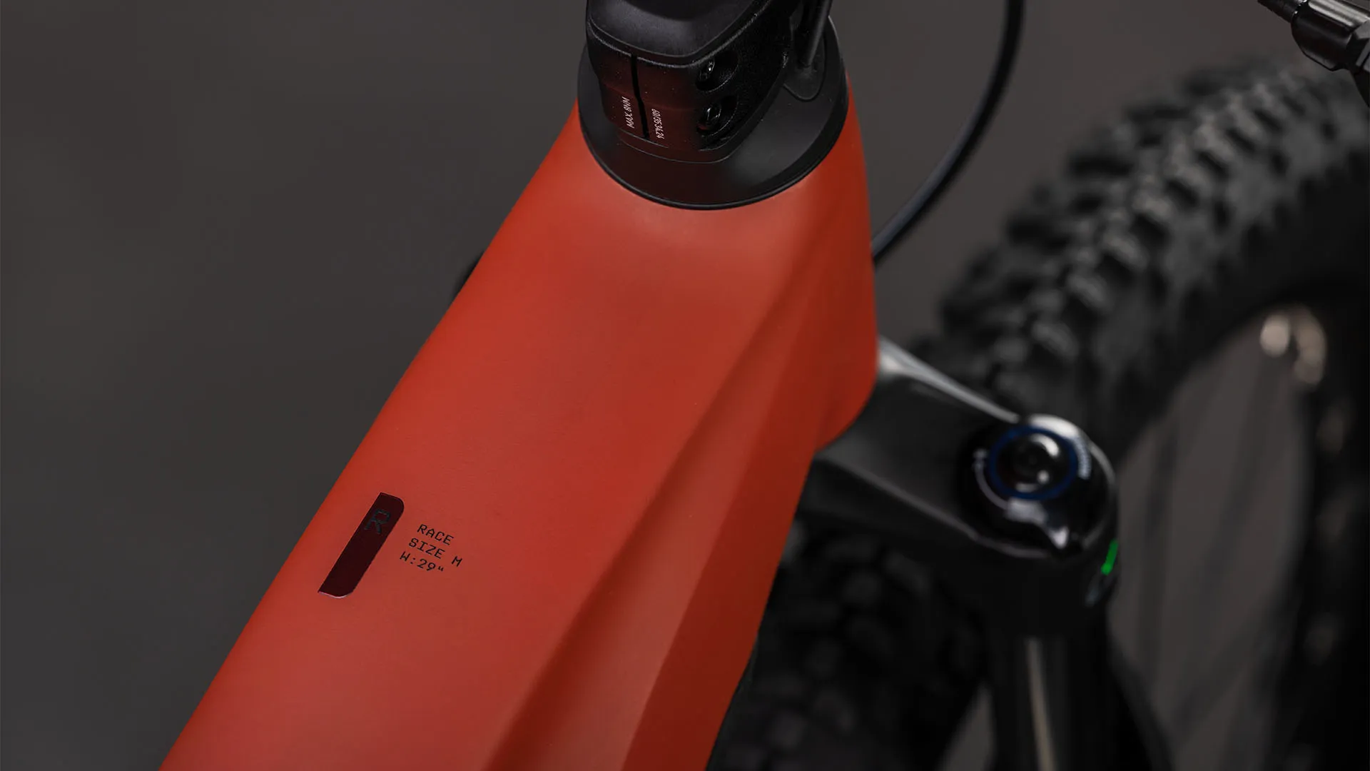 Cube Reaction Hybrid Race 800 amber´n´black 2026 - Image 3